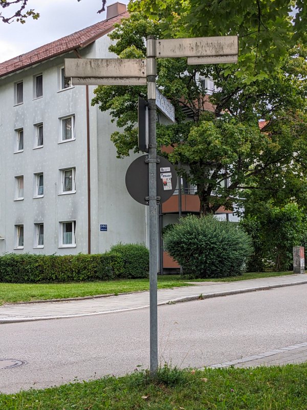 Jetz is klar... – Weg-Unweiser in Haar (2025).