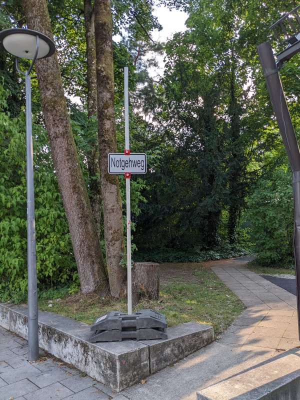 Not, geh weg! (München-Laim, 2025)